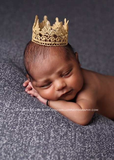 Toronto newborn photography by Annya Miller Photography