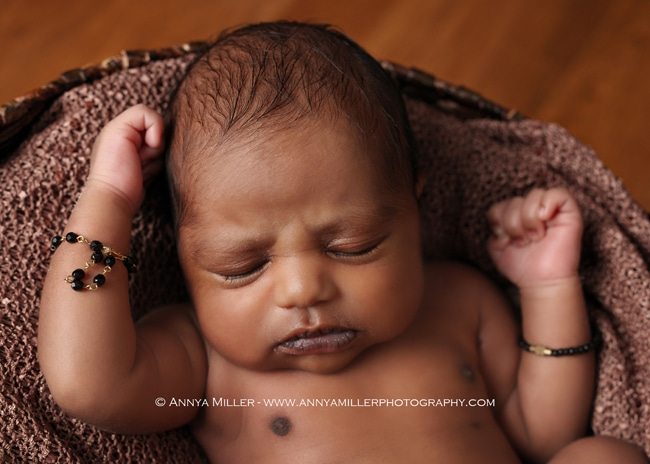 Toronto newborn photography by Annya Miller Photography