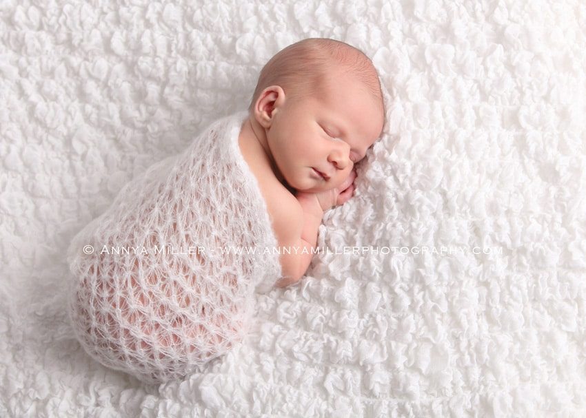 Toronto baby photography of newborn