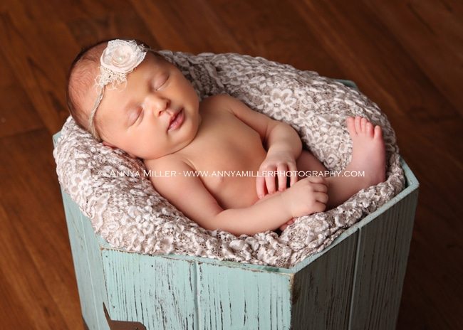 Ajax newborn pictures by Annya Miller 