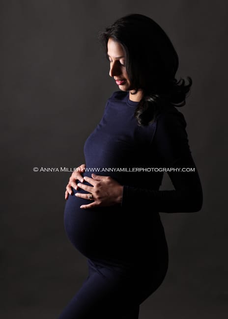Durham region pregnancy photography by Annya Miller