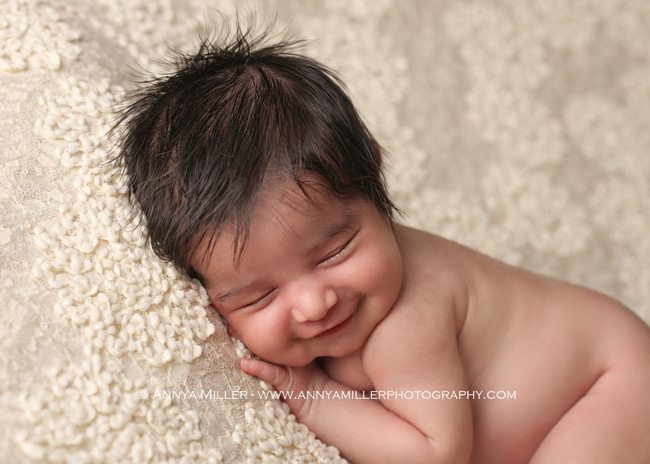 Newborn portraits by Durham region newborn photographer Annya Miller
