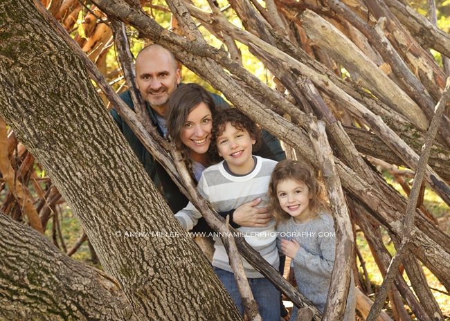 Fall family photos in Pickering by Annya Miller photography