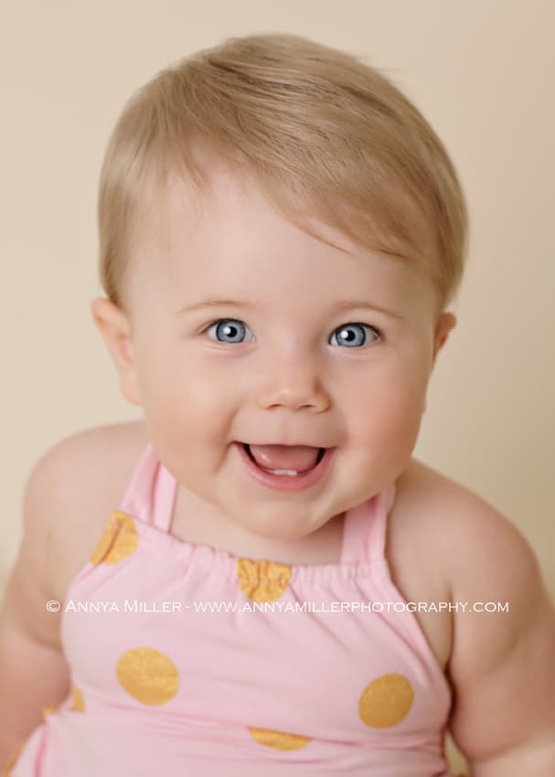 Durham baby photographer Annya Miller creates gorgeous images of babies of all ages. 