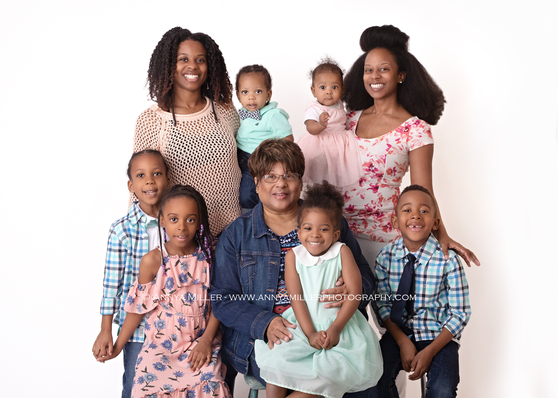 Durham Region family photographer Annya Miller creates beautiful portraits for families in Durham and the GTA