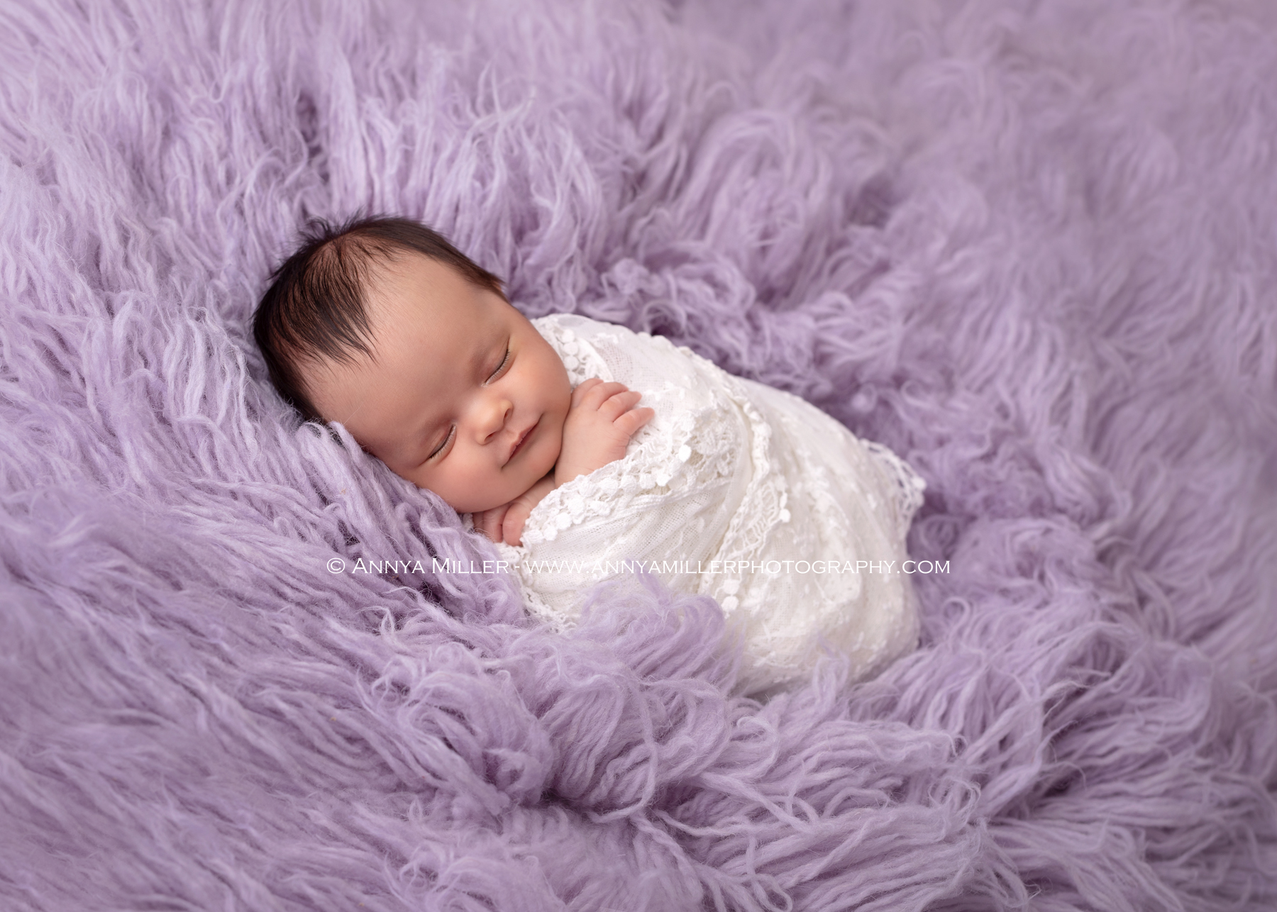 Toronto infant photos of newborn girl by Pickering photographer Annya Miller 