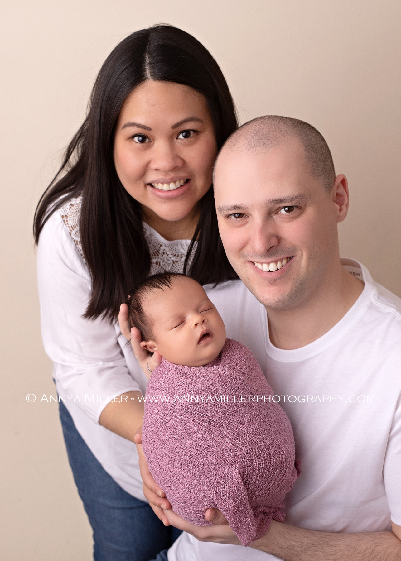 Toronto infant photos of newborn girl by Pickering photographer Annya Miller 