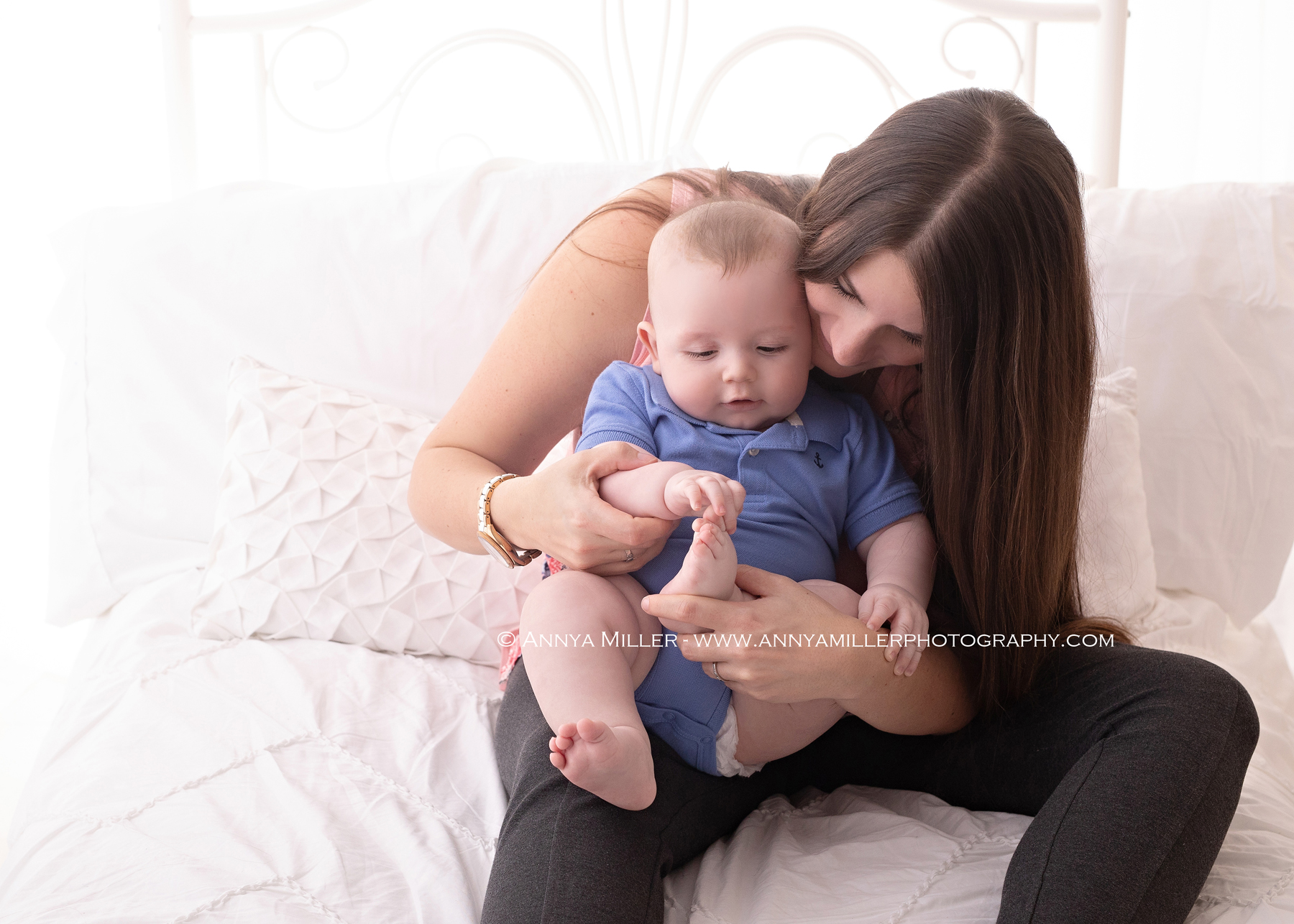 Mommy and me photo session of 4 month old baby with his Mom by Durham Region photographer Annya Miller