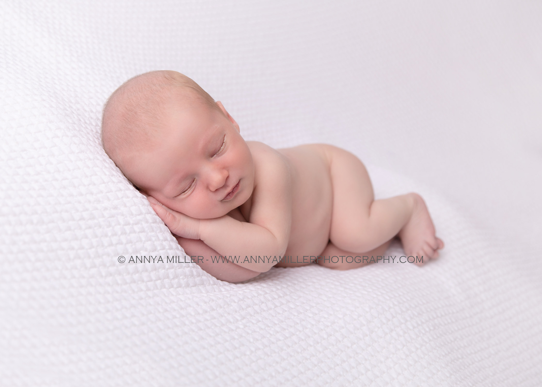 Portraits of newborn boy by GTA newborn photographer Annya Miller 