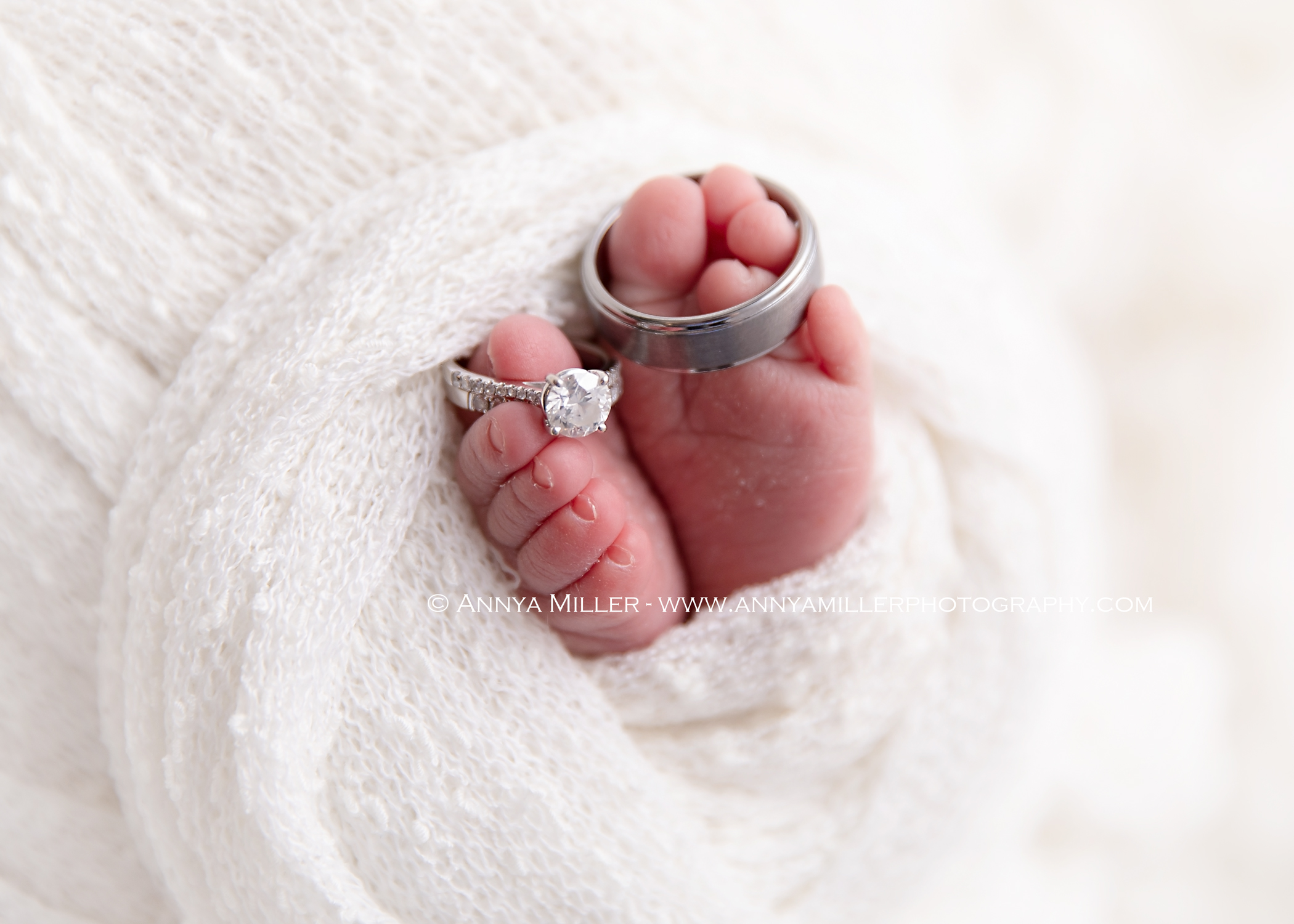 Photographs of newborn boy sleeping by Toronto area newborn photographer Annya Miller of Pickering