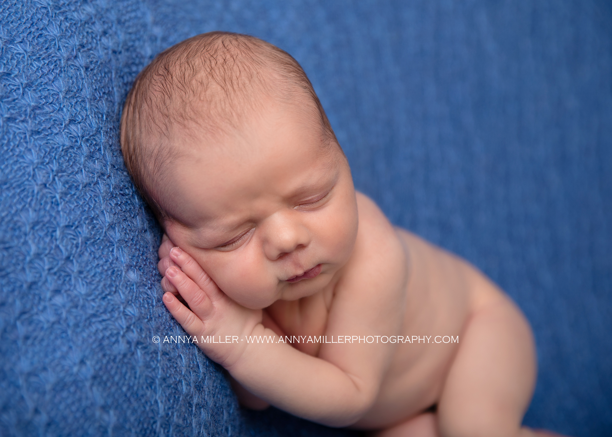 Toronto newborn photos of baby boy by Annya Miller 