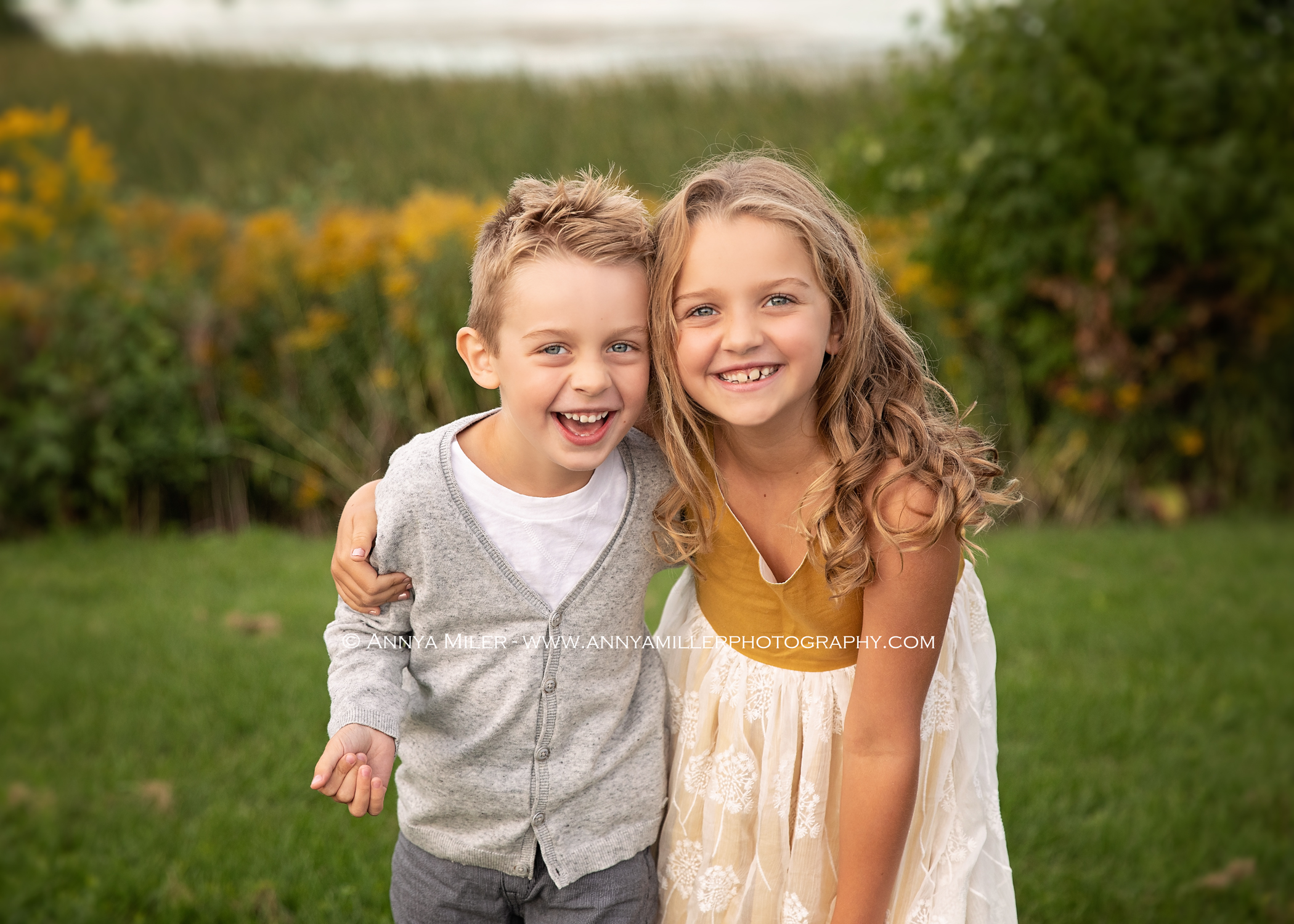 Outdoor portraits by pickering family photographer Annya Miller